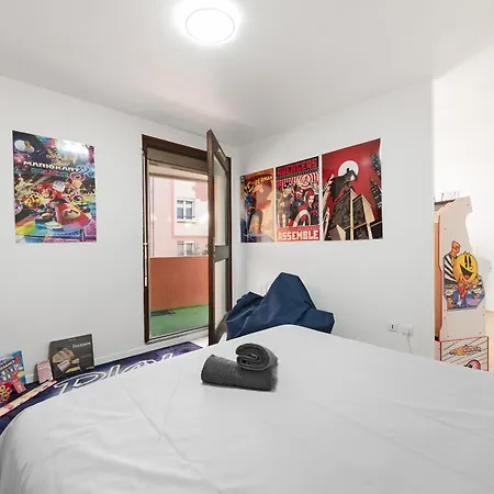 Gaming Flat A Centre Avec Parking Gratuit Apartment
